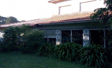 Casa en venta - 3 Dormitorios 2 Baños - Chapadmalal