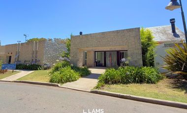 Alquiler temporario 25/26 - Casa estilo campo 4 ambientes - Rumencó