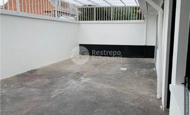 Casa Comercial en Arriendo, Cedritos, Bogotá