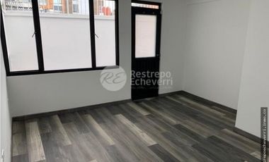 Casa Comercial en Arriendo, Cedritos, Bogotá