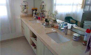 Apartamento en Primera Linea de Playa en el Rodadero Sur