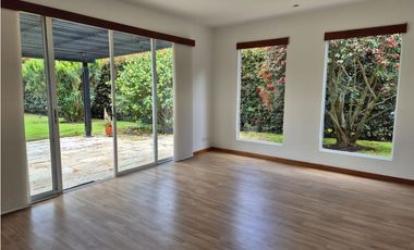 Venta / Arriendo Casa Conjunto Santa Ana Chía