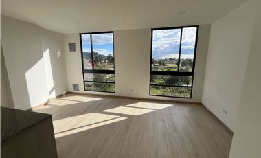 Vendo estrenar apartestudio con excelente vista y ubicación