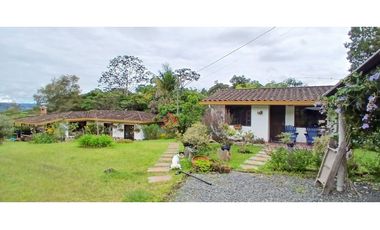 Casa campestre ubicada en el municipio de La Ceja Antioquia.