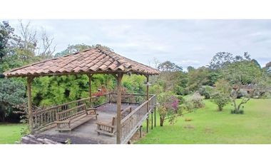 Casa campestre ubicada en el municipio de La Ceja Antioquia.