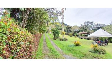 Casa campestre ubicada en el municipio de La Ceja Antioquia.