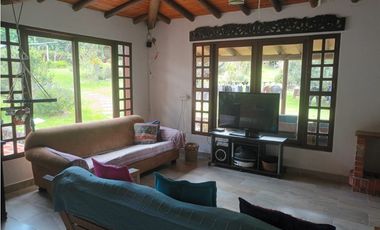 Casa campestre ubicada en el municipio de La Ceja Antioquia.