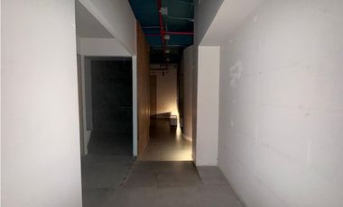 Oficina en Arriendo, Alto De Las Palmas, Envigado 240 m2