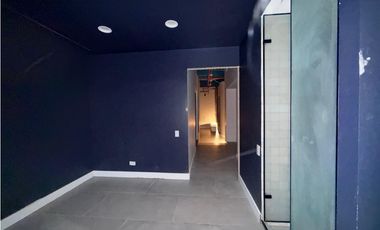 Oficina en Arriendo, Alto De Las Palmas, Envigado 240 m2