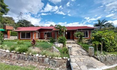 ¡Venta hermosa Casa Campestre en Vega de Ostos, Fusagasugá! 🌿