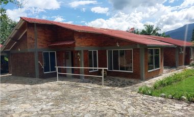¡Venta hermosa Casa Campestre en Vega de Ostos, Fusagasugá! 🌿