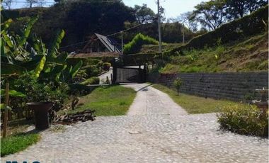 Hermosa Casa Campestre Estilo Colonial