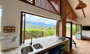 Hermosa Casa Campestre Estilo Colonial