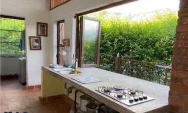 Hermosa Casa Campestre Estilo Colonial