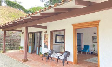 Hermosa Casa Campestre Estilo Colonial