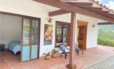 Hermosa Casa Campestre Estilo Colonial