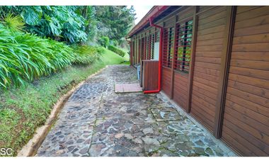 La Ceja 10.000m2, independiente, 2 Casas, via San Nicolas, 30m Aerop