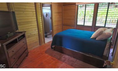 La Ceja 10.000m2, independiente, 2 Casas, via San Nicolas, 30m Aerop