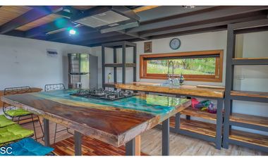 La Ceja 10.000m2, independiente, 2 Casas, via San Nicolas, 30m Aerop