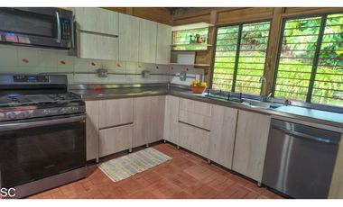La Ceja 10.000m2, independiente, 2 Casas, via San Nicolas, 30m Aerop