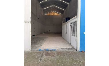 BODEGA EN ARRIENDO  – LAS FERIAS –