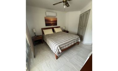 EN VENTA APARTAMENTO REMODELADO Y AMOBLADO EN POZOS COLORADOS