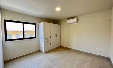 Depa # 17 amueblado en Gomez Morin. Servicios Incluidos.