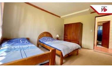 RENTA DE VILLA AMOBLADA UN PISO URBANIZACION SEGURA SAN JOAQUIN CUENCA