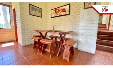 RENTA DE VILLA AMOBLADA UN PISO URBANIZACION SEGURA SAN JOAQUIN CUENCA