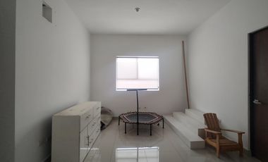 Casa en VENTA en Fraccionamiento Privadas del Canadá, Escobedo