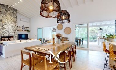 Casa en Venta en Costa Esmeralda, cerca del mar