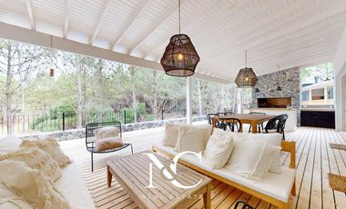 Casa en Venta en Costa Esmeralda, cerca del mar