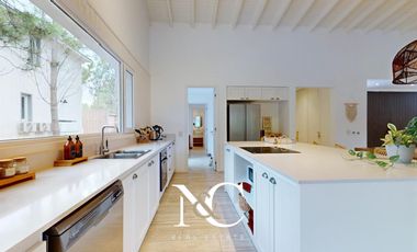 Casa en Venta en Costa Esmeralda, cerca del mar