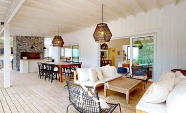 Casa en Venta en Costa Esmeralda, cerca del mar