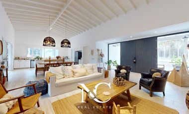 Casa en Venta en Costa Esmeralda, cerca del mar