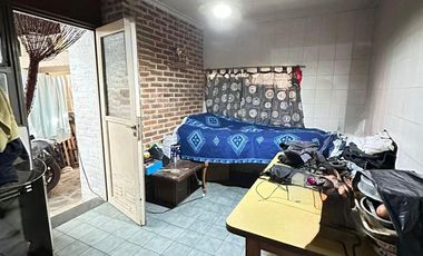 PH en venta - 4 Dormitorios 1 Baño - La Plata