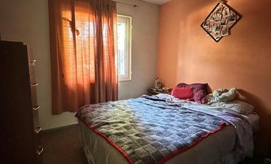 PH en venta - 4 Dormitorios 1 Baño - La Plata