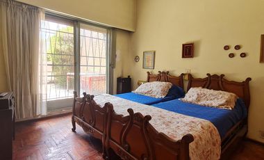 ¡Oportunidad Imperdible! Casa a reciclar sobre lote de 8,66 x 34,64 m2 - En Venta