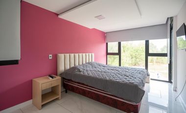 Casa en venta - 6 Dormitorios 5 Baños - Pinamar