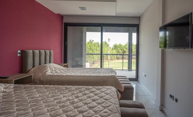 Casa en venta - 6 Dormitorios 5 Baños - Pinamar