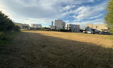 Terreno en  venta en barrio Haras de Santa Maria, Molinos Sur
