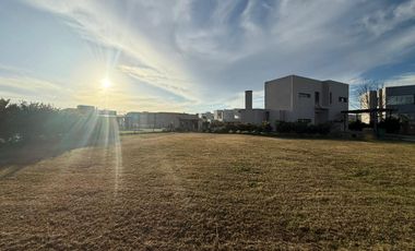Terreno en  venta en barrio Haras de Santa Maria, Molinos Sur