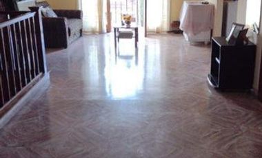 Chalet 4 ambientes en planta alta en barrio El Martillo