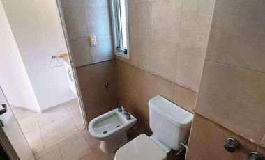 Hermoso Depto. de 1 Dor. al frente del Parque de Las Tejas, a Mts de Ciudad Universitaria !