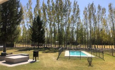 Casa en venta - 3 Dormitorios 2 Baños - Mendoza