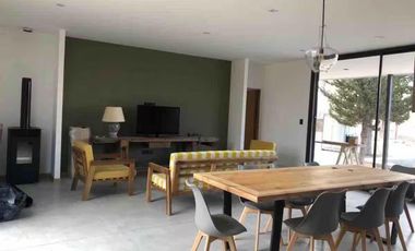 Casa en venta - 3 Dormitorios 2 Baños - Mendoza