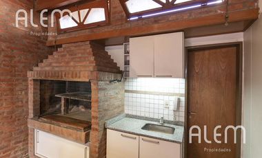 Casa tipo dúplex en venta en Banfield Oeste