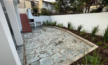 Casa en Venta - La Lucila 4 Ambientes