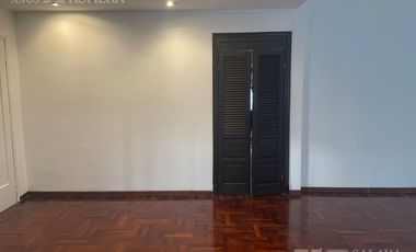 Casa en Venta - La Lucila 4 Ambientes