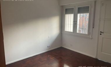 Casa en Venta - La Lucila 4 Ambientes